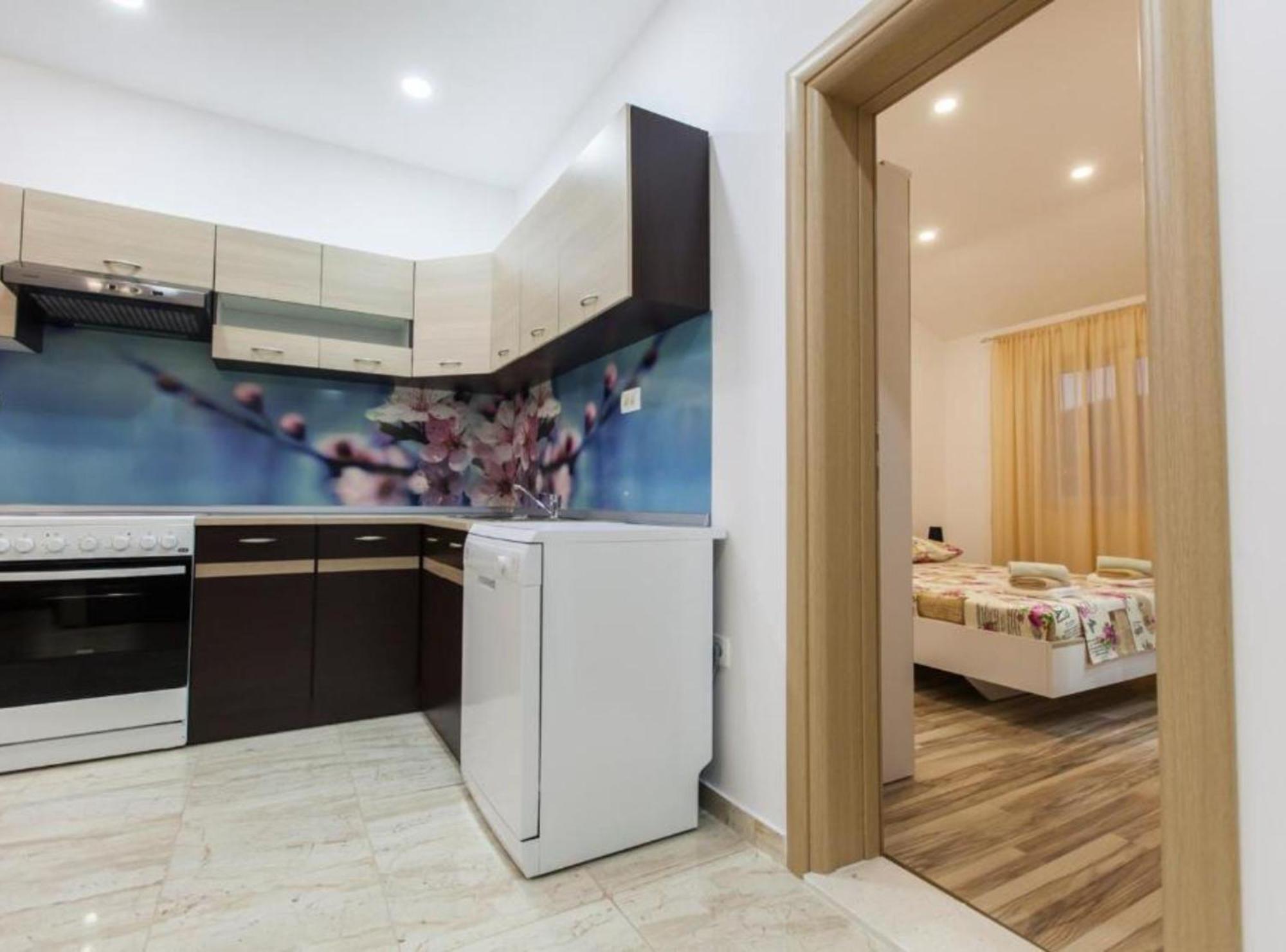 Apartment Dalmatia Kaštela Екстериор снимка