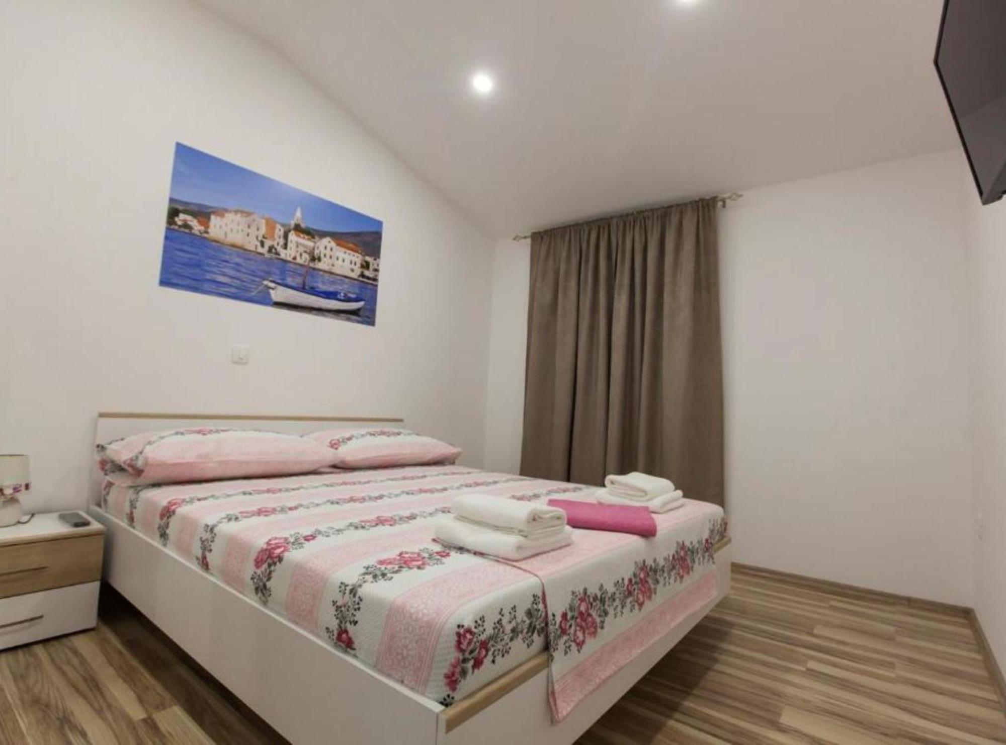 Apartment Dalmatia Kaštela Екстериор снимка