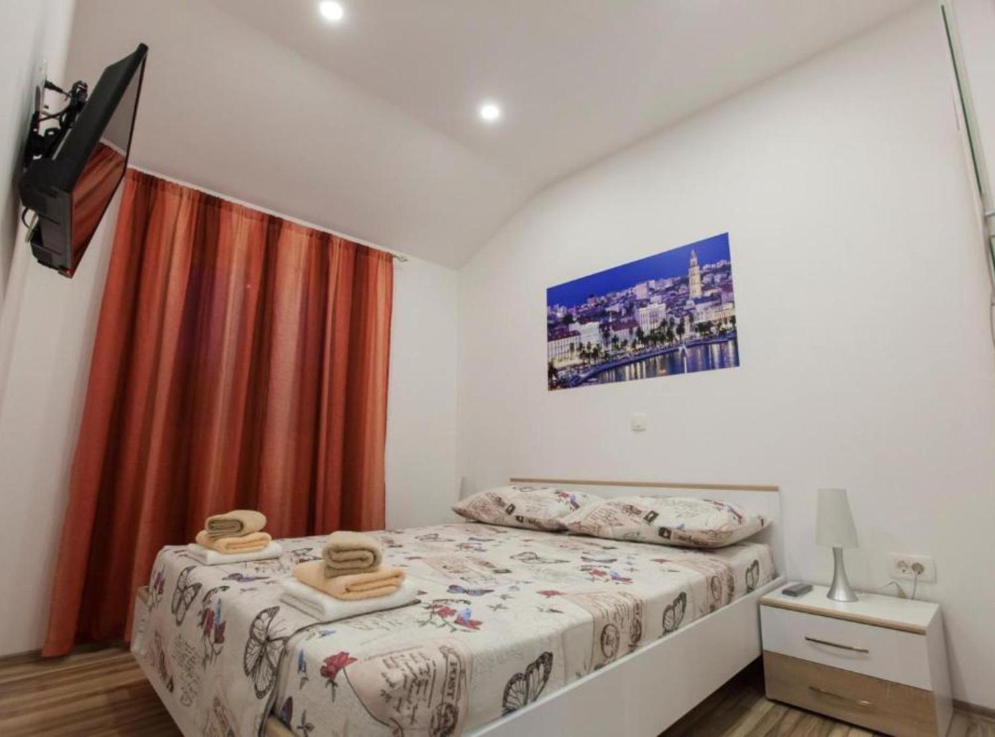 Apartment Dalmatia Kaštela Екстериор снимка