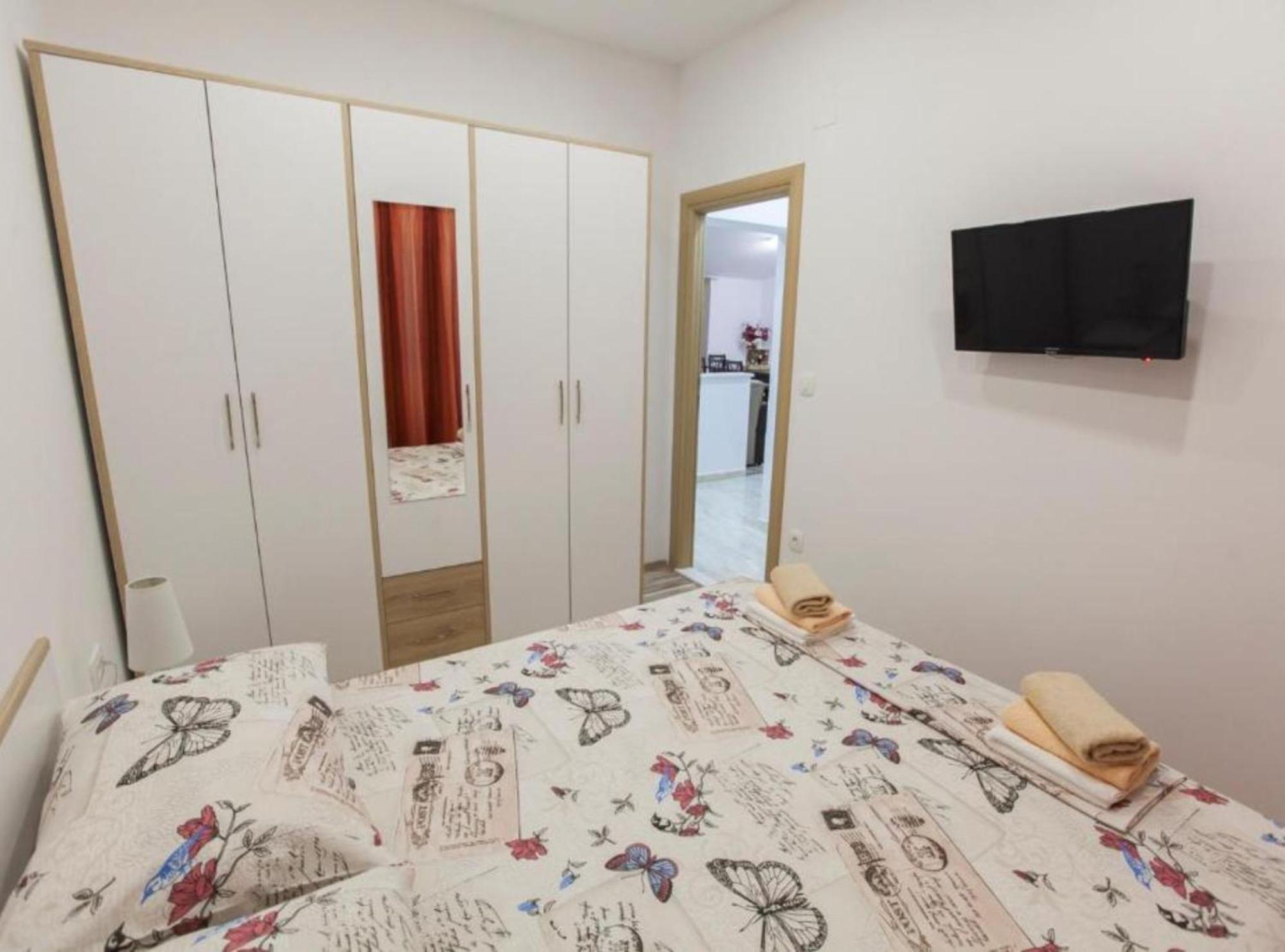 Apartment Dalmatia Kaštela Екстериор снимка