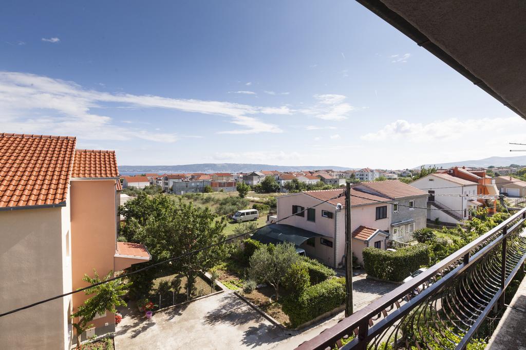 Apartment Dalmatia Kaštela Екстериор снимка