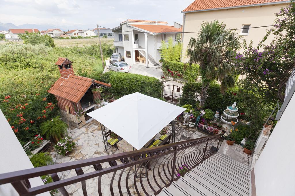 Apartment Dalmatia Kaštela Екстериор снимка
