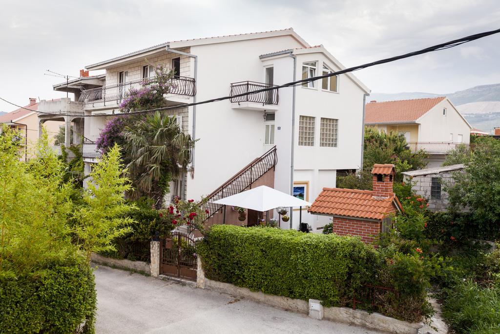 Apartment Dalmatia Kaštela Екстериор снимка