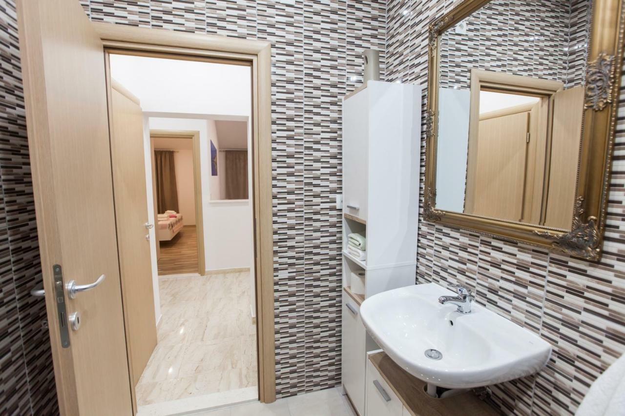 Apartment Dalmatia Kaštela Екстериор снимка