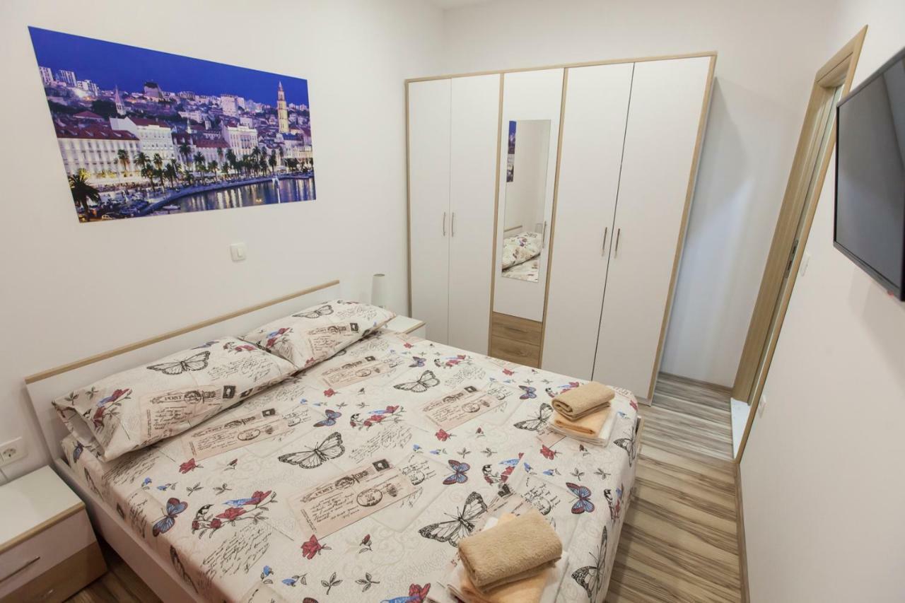 Apartment Dalmatia Kaštela Екстериор снимка